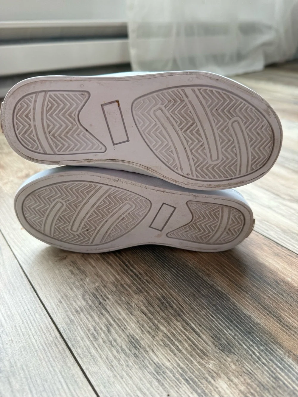 Janie and Jack Suede Chukka Sneaker Size 11